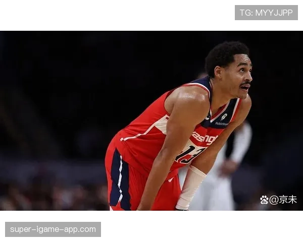 乔丹·普尔无球跑动提升投篮效率拉开勇士进攻空间