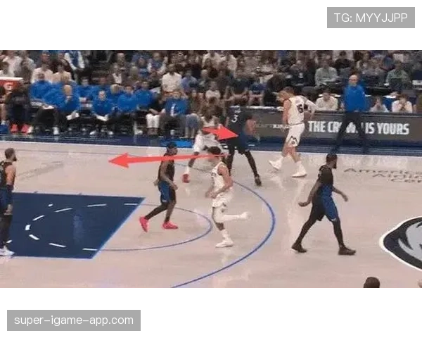 西亚卡姆挡拆制造错位效率提升 拉开对阵约基奇内线空间差异明显