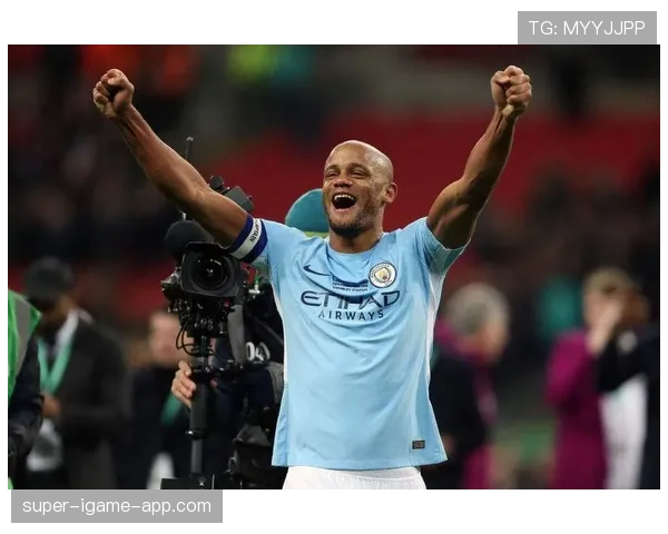 曼城陷入危机：战术体系单一化的致命依赖让争冠之路戛然而止